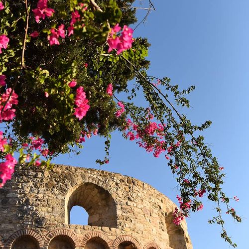 Çeşme Castle