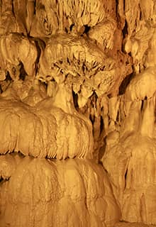 Dupnisa Cave