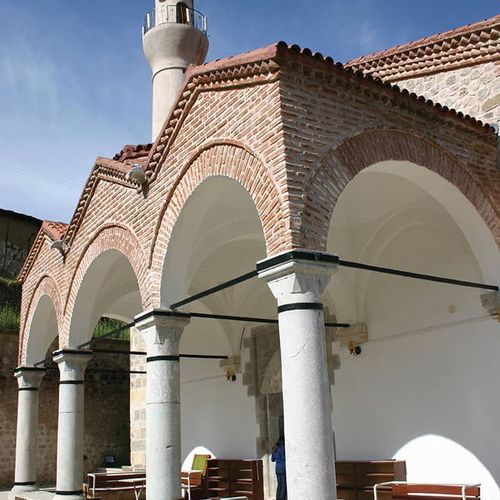 Maden Cami
