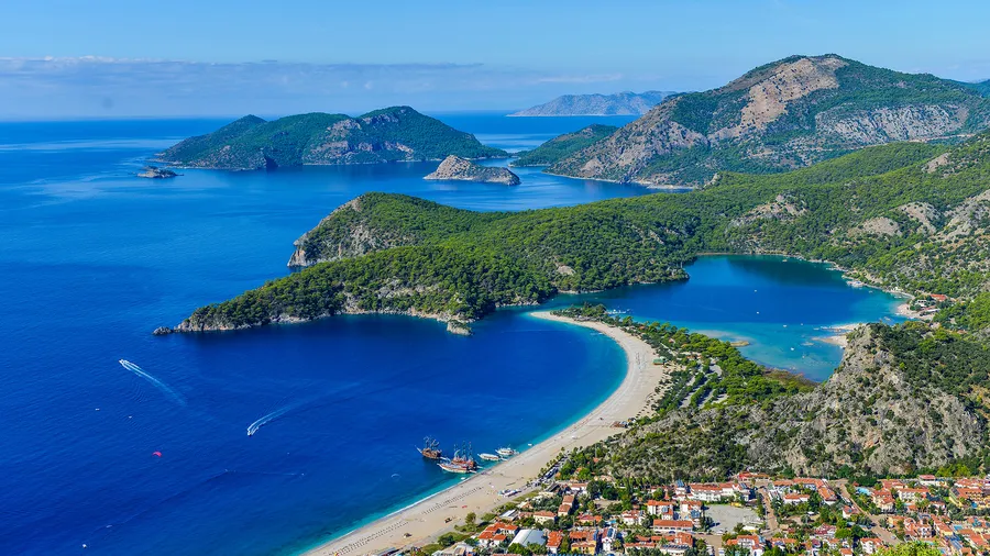 4-Day Spring Trekking Route Across Türkiye’s Colourful Landscapes