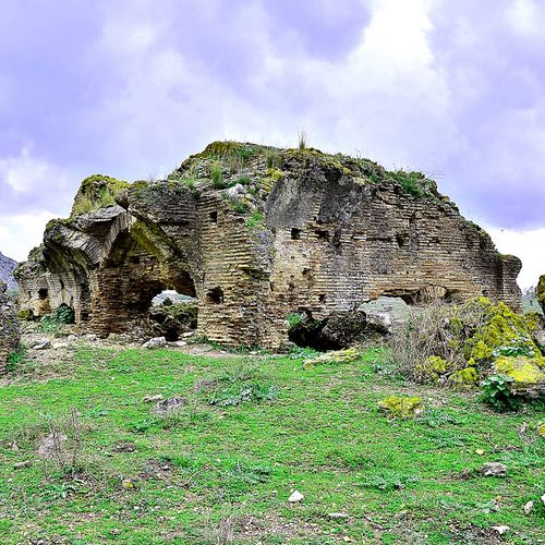 مدينة أناوارزا التاريخية 
