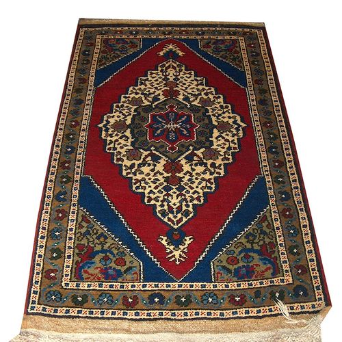 سجاد طاش بنار اليدوي
