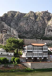 Harsena Dağı Kral Mezarları