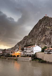 Yalıboyu Evleri