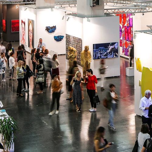 13. Contemporary Istanbul