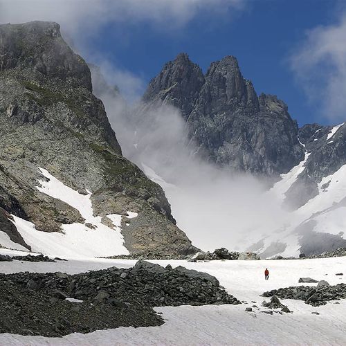 Karçal Mountains