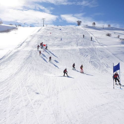 El Centro de esquí y deportes de invierno de la Montaña Kop