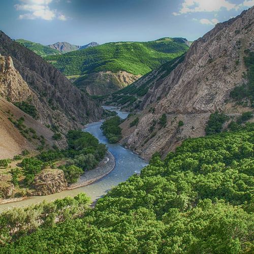 Peri Suyu Valley