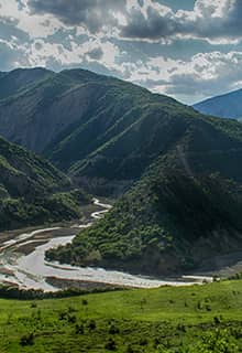 Peri Suyu Valley