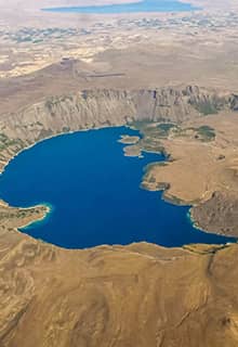 Montaña Nemrut y Lago del Cráter