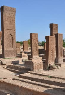 Ahlat Selçuklu Meydan Mezarlığı