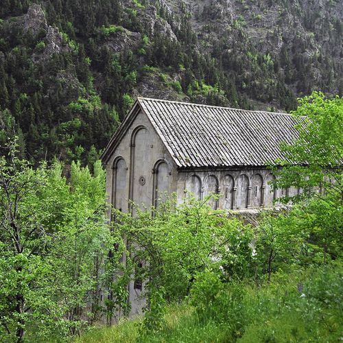 Église Barhal à Yusufeli Artvin
