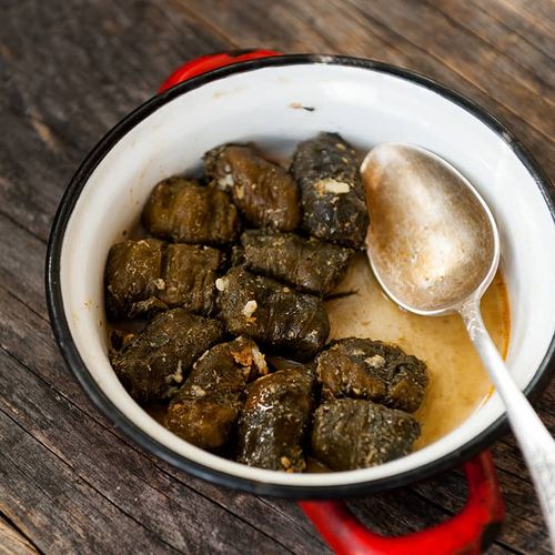 Karalahana Sarması (gefüllte Schwarzkohlblätter)