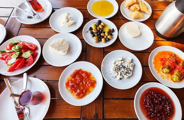 All-natural locally source food: