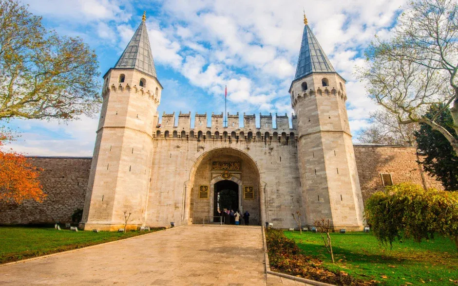 Topkapı Palace - Photo: Rpbert M.Knight