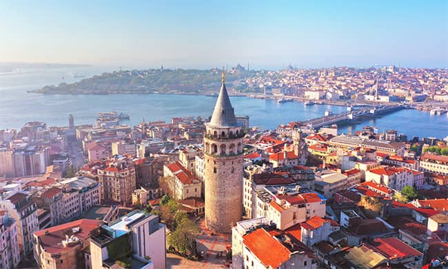 {"external":false,"href":"live-an-unforgettable-48-hours-in-istanbul","target":""}