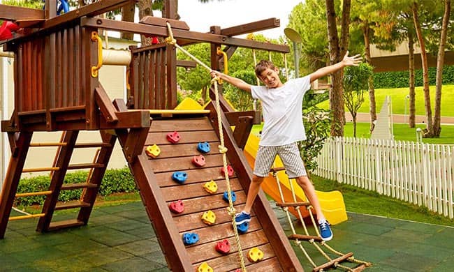 {"external":false,"href":"turkiye-makes-a-difference-with-child-friendly-hotels","target":""}
