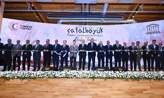 {"external":false,"href":"catalhoyuk-introduces-state-of-the-art-visitor-centre","target":""}