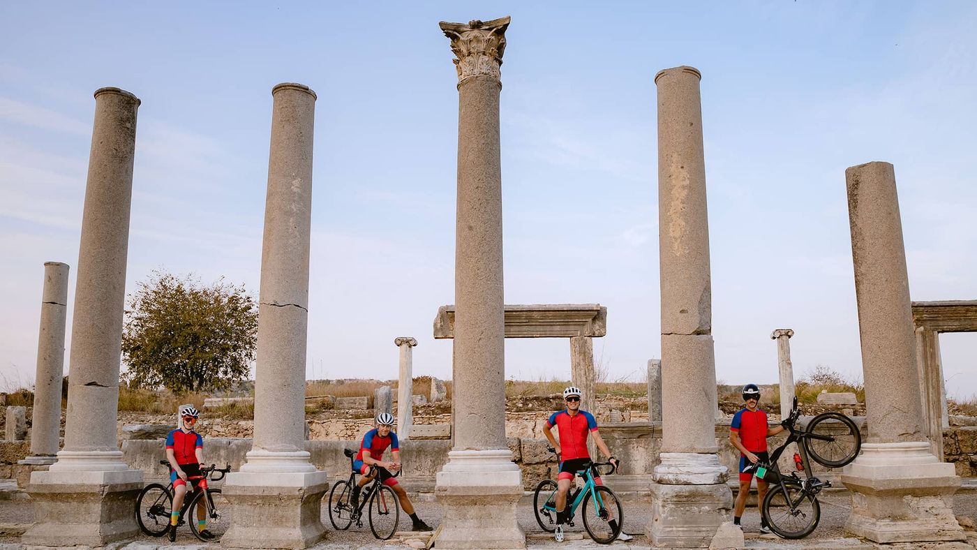{"external":false,"href":"discover-the-turkish-riviera-by-bicycle","target":""}