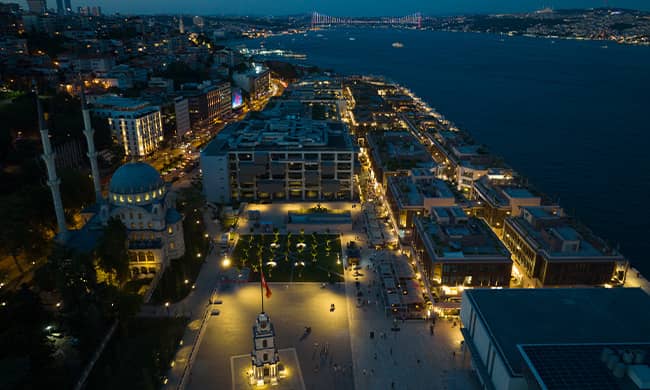 {"external":false,"href":"recognised-as-the-best-new-development-project-at-the-mapic-2023-awards-galataport-contributes-to-its-neighbourhood-karakoys-fame-as-istanbuls-centre-of-attraction","target":""}
