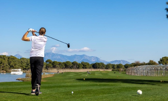 {"external":false,"href":"turkiye-a-perfect-escape-for-an-outstanding-golf-experience","target":""}