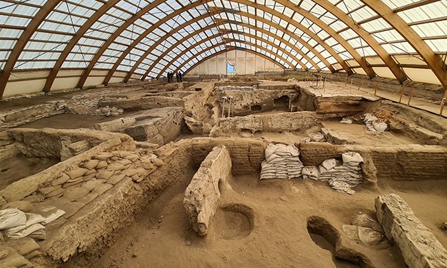 {"external":false,"href":"dna-study-reveals-female-centred-society-at-turkiyes-neolithic-catalhoyuk","target":""}
