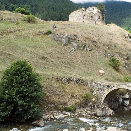 Çakrak Church and Bridge