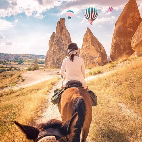 ركوب الخيل