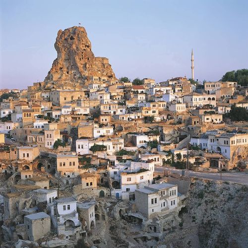 قلعة Ortahisar
