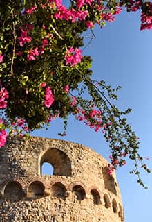 Çeşme Castle
