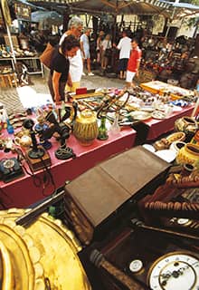 Alaçatı Antique Bazaar
