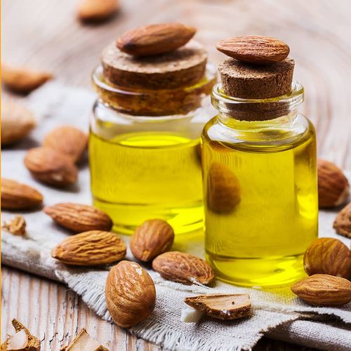 زيت اللوز