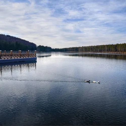 Topuk Plateau and Pond