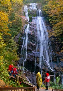 El parque natural de la cascada de Güzeldere