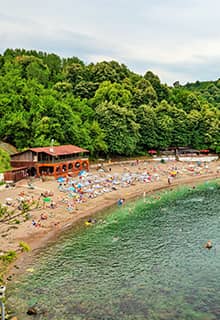 Ceneviz Kalesi ve Plajı