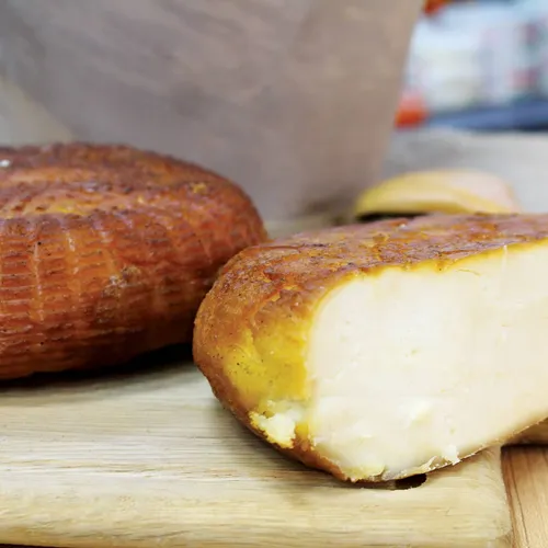 Geräucherter Tscherkessen-Käse