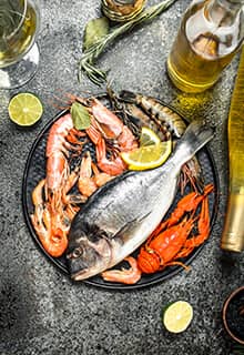 Свежая рыба и морепродукты