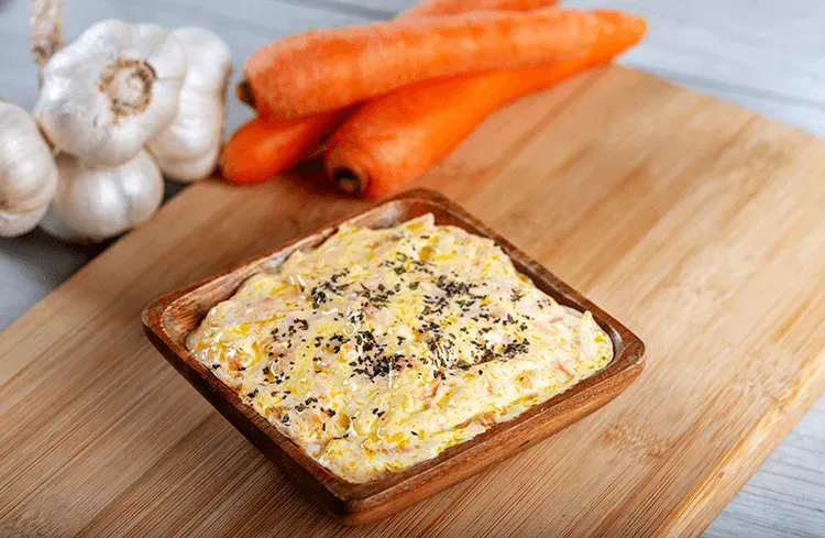 Blog Image - Carrot Salad with Garlic Yoghurt