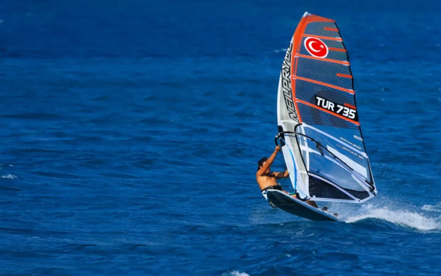Blog Image - 2. Ride the winds and surf of the Çeşme Peninsula.