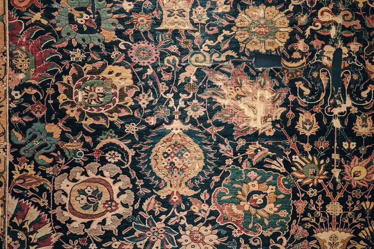 Blog Image - Oriental rugs of Bergama