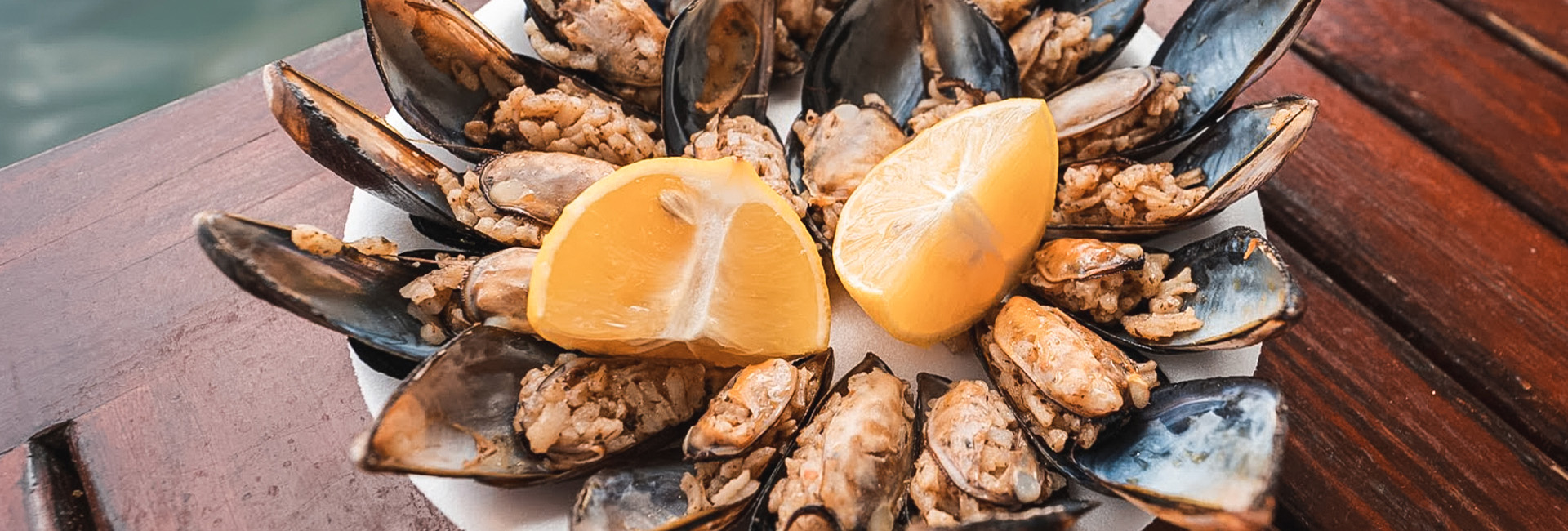 Hero Image - Mussels in Turkish Culinary Culture: From Coastal Tables to Urban Streets