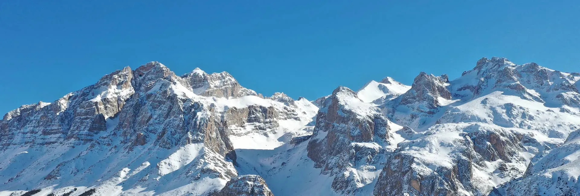 Hero Image - How to Capture the Snow-capped Mountains of Anatolia
