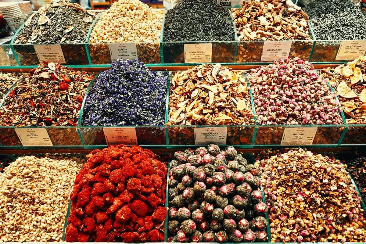 Blog Image - First Things First: Grand Bazaar and Egyptian Bazaar