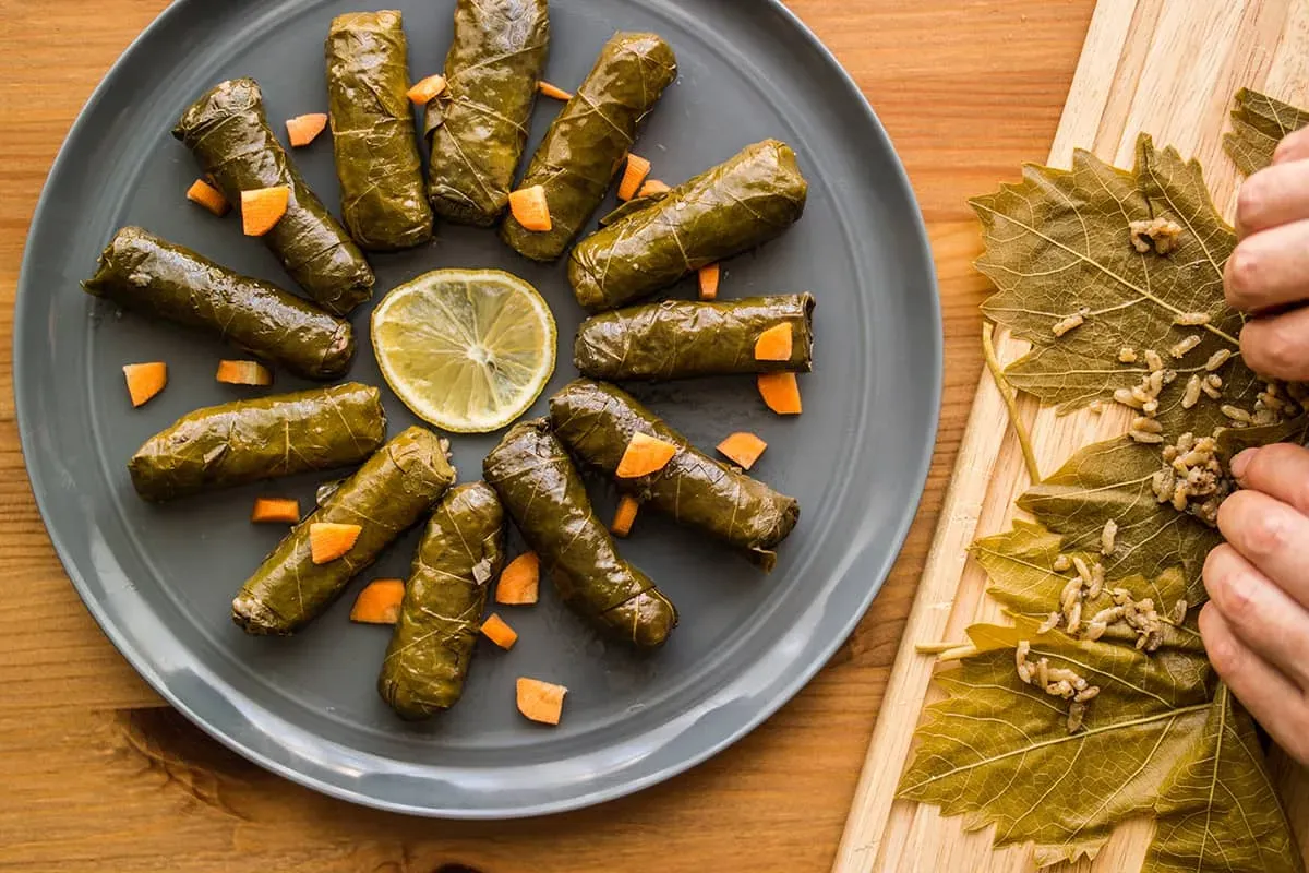 Blog Image - Zeytinyağlı Yaprak Sarması (Stuffed Vine Leaves with Olive Oil)