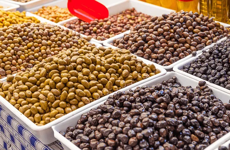 Blog Image - 5 Common Olive Varieties in Türkiye