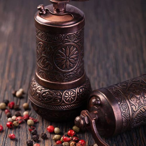 آسیاب فلفل سیاه تزئین شده