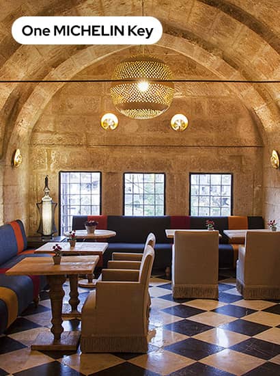 Hezen Cave Hotel
