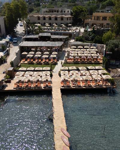 Cactus Mirage Family Club