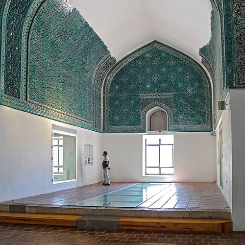 Karatay Medresesi Çini Eserler Müzesi Konya