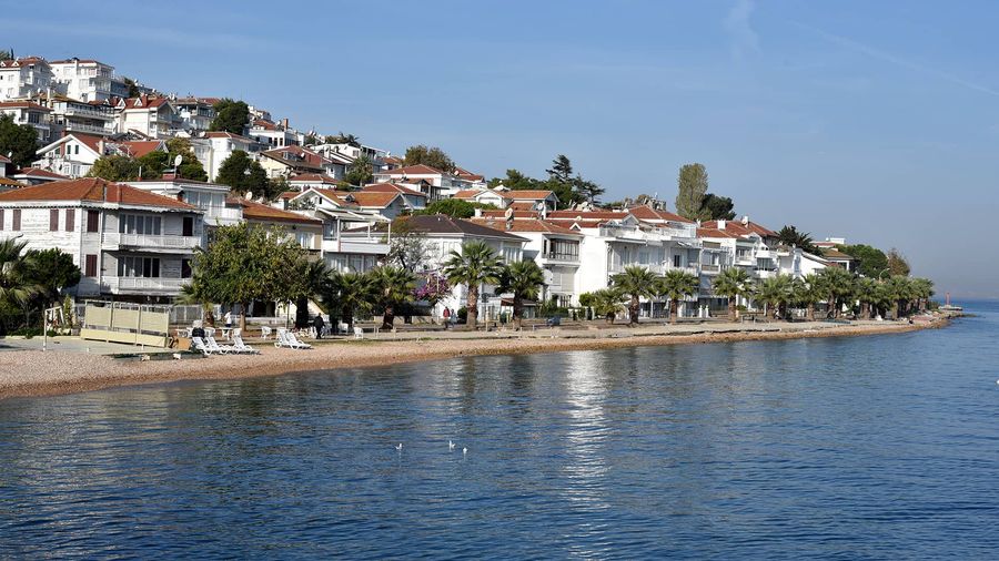 Kınalıada